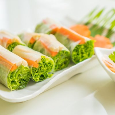 Gỏi cuốn chay ăn kèm nước chấm Hibiscus, lạ mà ngon 7 Gỏi cuốn chay ăn kèm nước chấm Hibiscus, lạ mà ngon 7