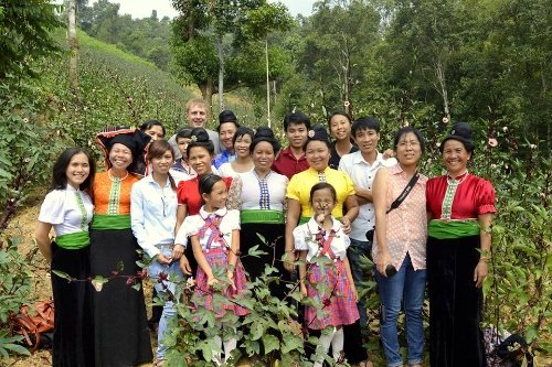 Mùa thu về trên vườn hồng hoa Tuần Giáo, Điện Biên 3 Mùa thu về trên vườn hồng hoa Tuần Giáo, Điện Biên 3