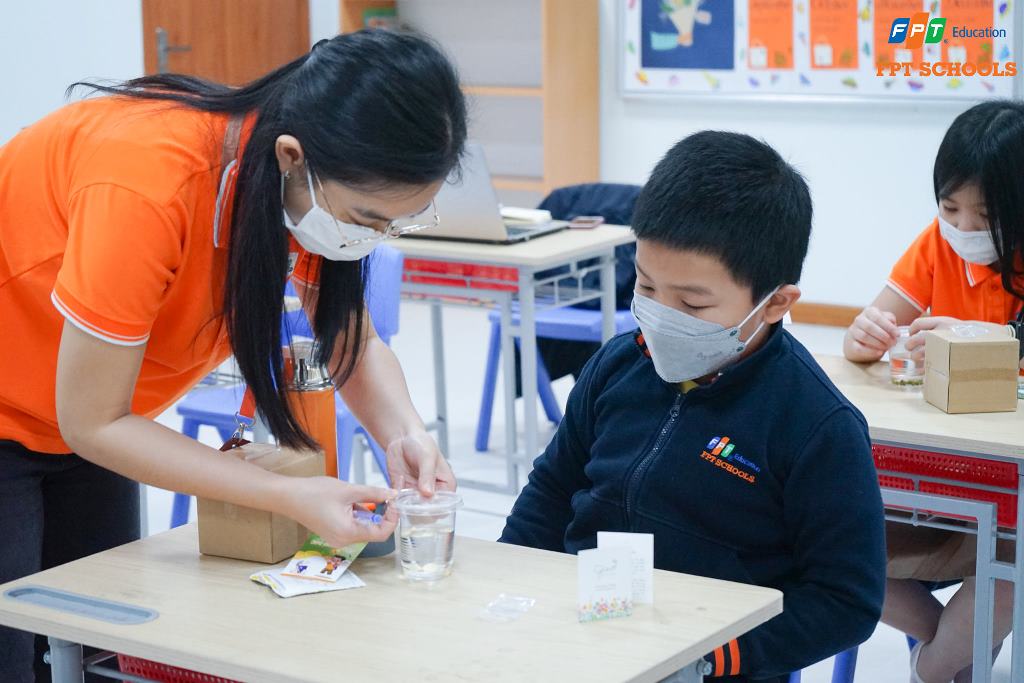 Khai giảng xanh: Trường Tiểu học FPT Đà Nẵng tặng Lì xì Hạt giống cho học sinh dịp đầu năm 6