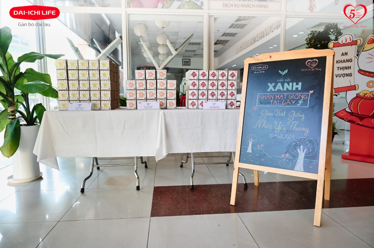 Dai-ichi chọn quà Gieo cho ngày 'tiếp sức xanh' 7