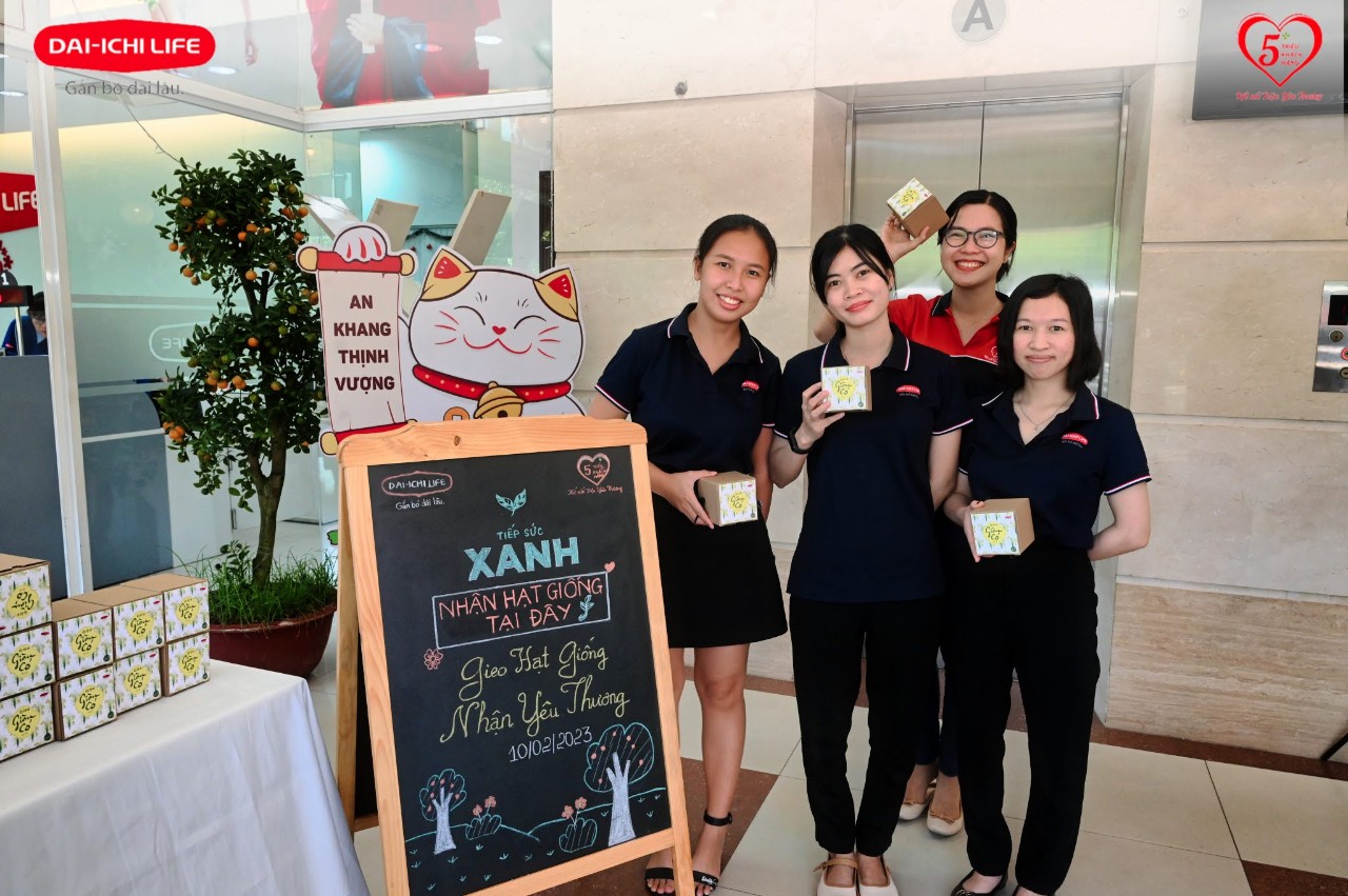 Dai-ichi chọn quà Gieo cho ngày 'tiếp sức xanh' 12