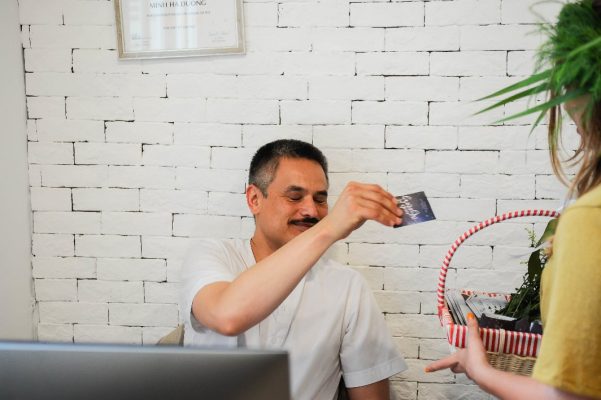 Toong Coworking Space: Đoàn Caravan thần cây diễu hành trao hạt giống yêu thương 9 Toong Coworking Space: Đoàn Caravan thần cây diễu hành trao hạt giống yêu thương 9