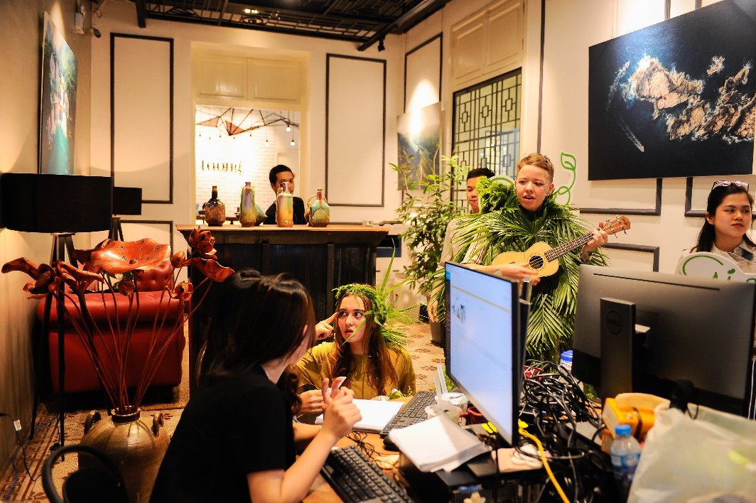 Toong Coworking Space: Đoàn Caravan thần cây diễu hành trao hạt giống ...