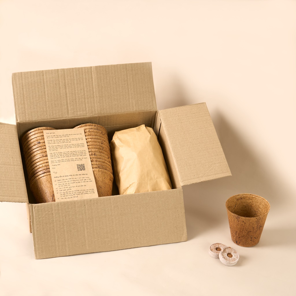 Combo 40 set chậu cây và đất (không bao gồm hạt) 3 Combo 40 kits of pots and soil (excludes Seeds)