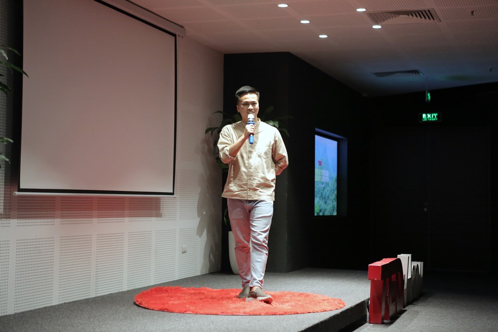 (Video) "Cách tốt nhất để bảo vệ môi trường là không làm gì cả" - Bài phát biểu Tedx của Đồng sáng lập Trao 8