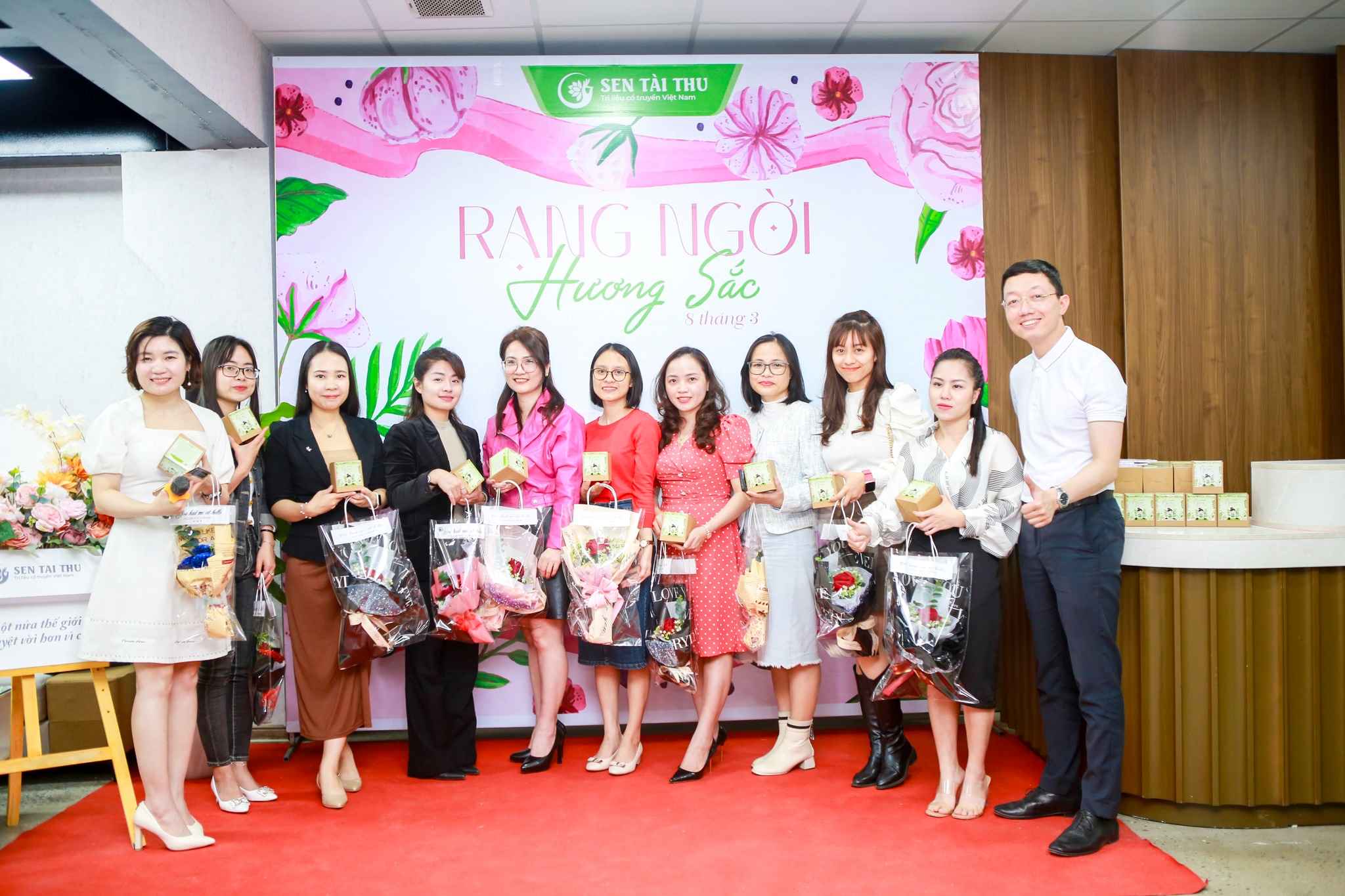 Quà tặng hạt giống của Gieo trong ngày phụ nữ ở Sen Tài Thu 5 Quà tặng hạt giống của Gieo trong ngày phụ nữ ở Sen Tài Thu 5