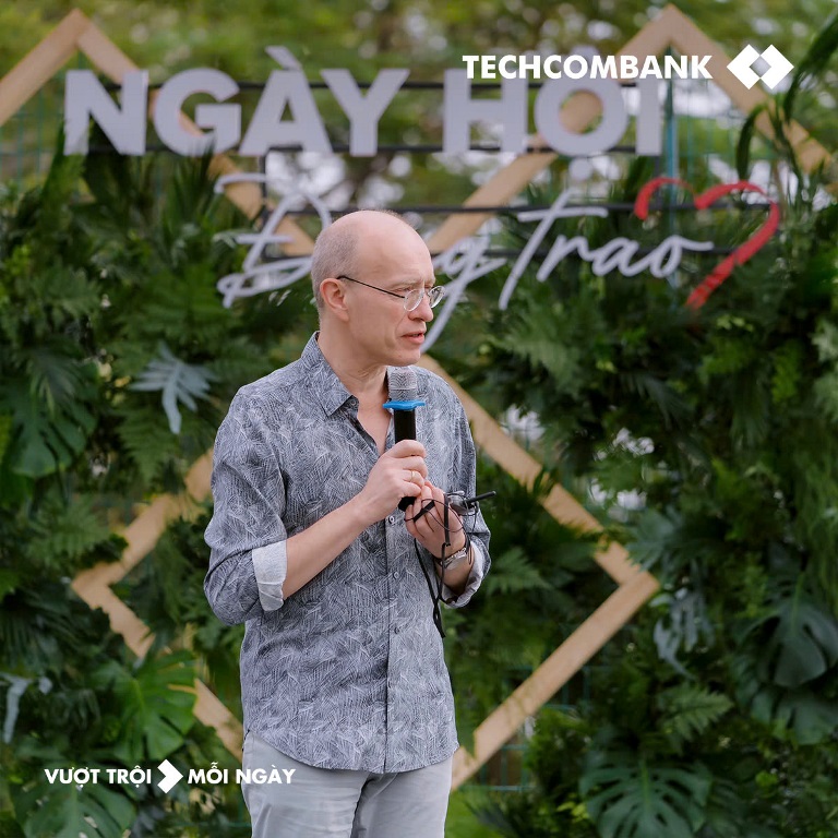 Bom hạt giống của Gieo lần đầu xuất hiện trong ngày hội Đông Trao của ngân hàng Techcombank 13