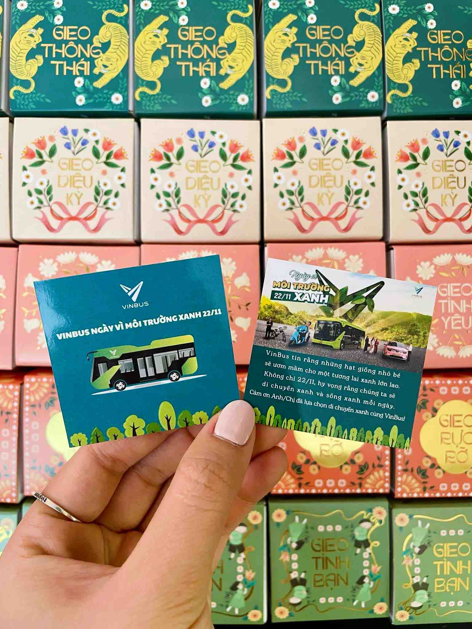 Bộ kit Gieo tình yêu - Món quà chữa lành trên chuyến xe Vinbus 4 Bộ kit Gieo tình yêu - Món quà chữa lành trên chuyến xe Vinbus 4