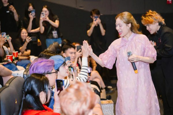 Gieo tình yêu: Bộ kit hạt giống đồng hành với Cine Tour của nữ ca sĩ Hoàng Thùy Linh 5 Gieo tình yêu: Bộ kit hạt giống đồng hành với Cine Tour của nữ ca sĩ Hoàng Thùy Linh 5