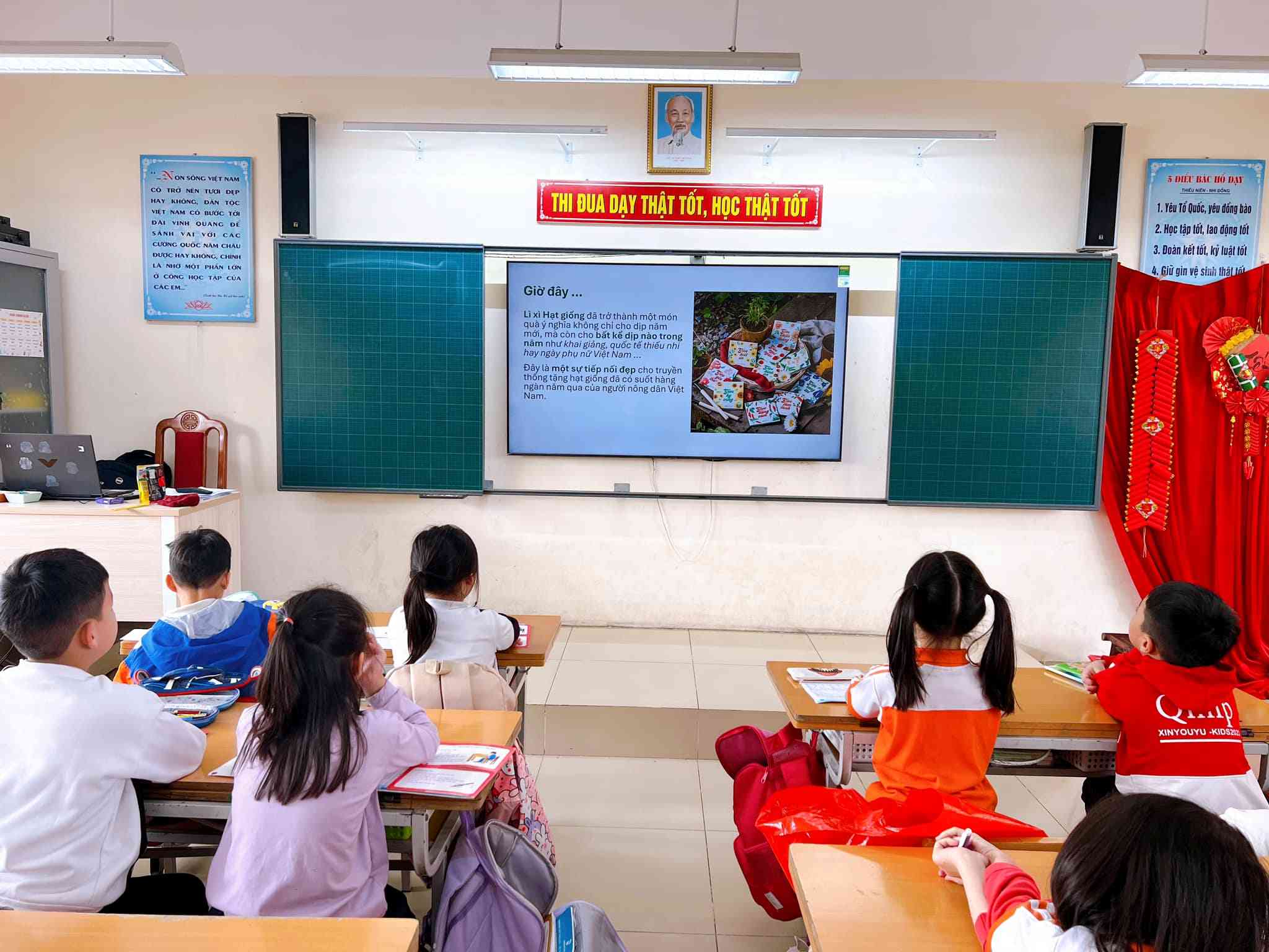 Tiết học diệu kỳ về Lì xì Hạt giống của cô Kim Quỳnh - Lớp 2A5 Trường Lê Quý Đôn, Hà Nội 2