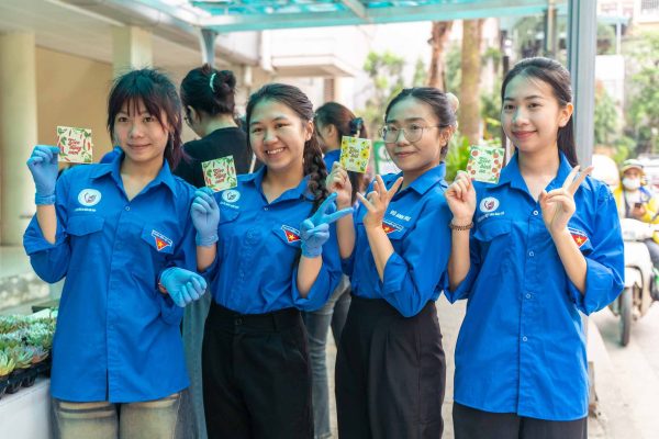 Gieo x Vingroup: "Hạt giống ước mơ" tại Lễ ra quân tháng hành động vì Môi Trường tại Phú Diễn 8