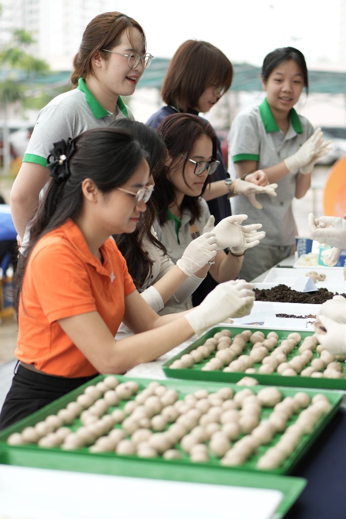 FPT X GIEO: Khi "Điều tử tế" được ươm vào Bom hạt giống bay xa khắp 3 miền 6