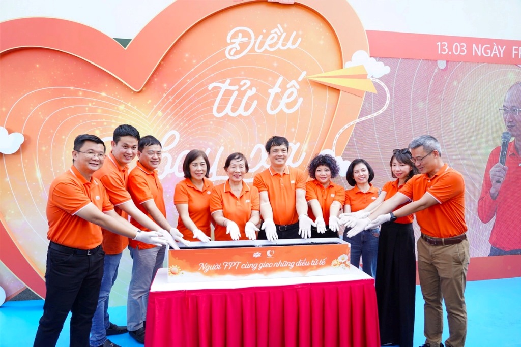 FPT X GIEO: Khi "Điều tử tế" được ươm vào Bom hạt giống bay xa khắp 3 miền 3